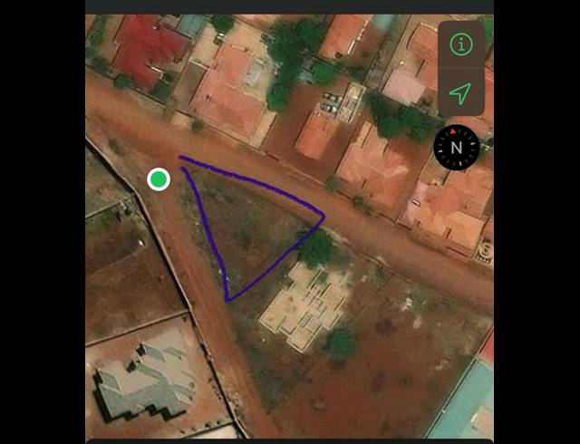 LAND FOR SALE IN LEBOWAKGOMO UNIT B